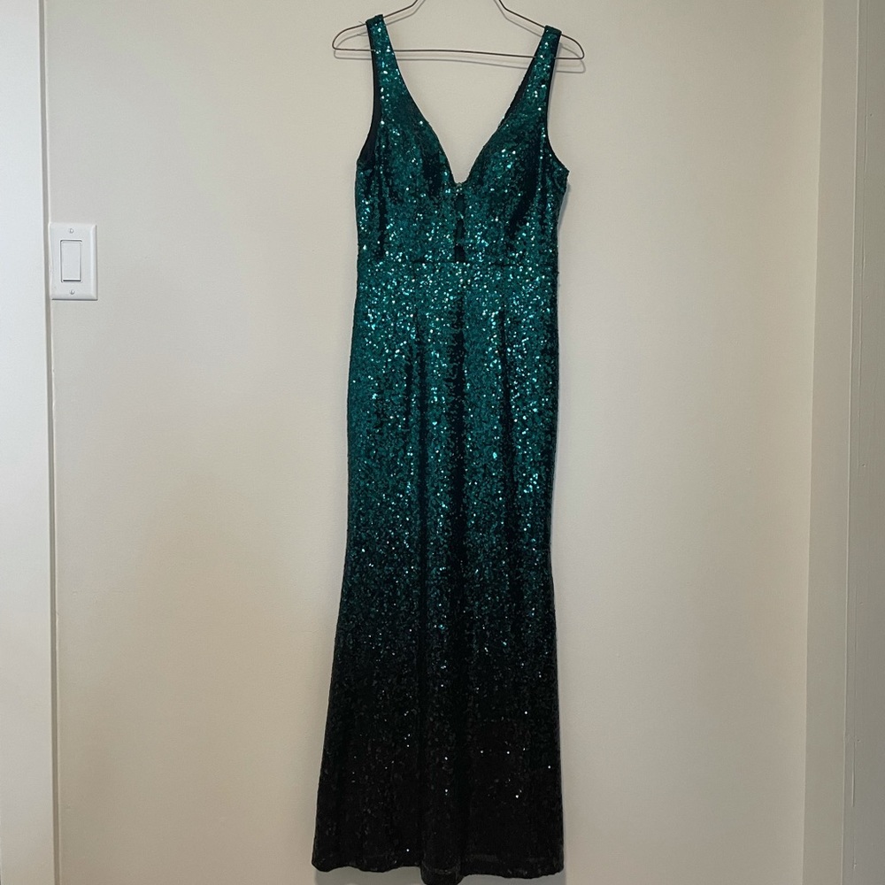 Ever Pretty emerald green sparkly sequined mermaid fishtail holiday dress
